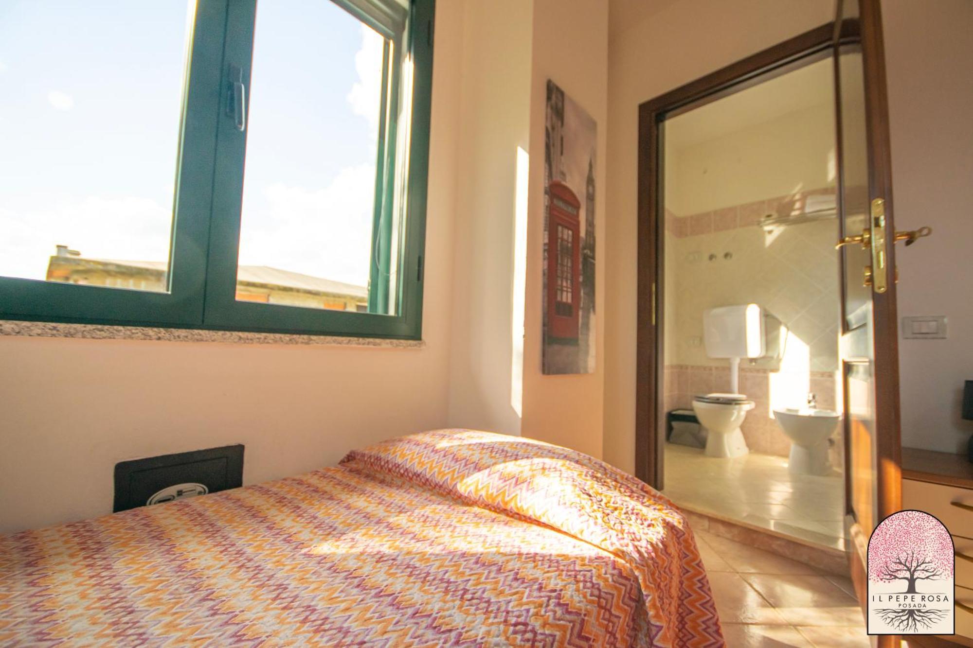 Bed and Breakfast Il Pepe Rosa Posada  Exterior foto